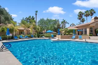 Photo #3: 6716293 Listing 
