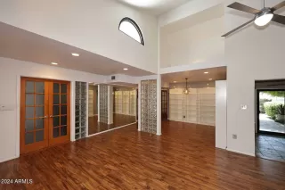 Photo #1: 6716470 Listing 