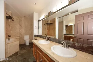 Photo #5: 6716470 Listing 