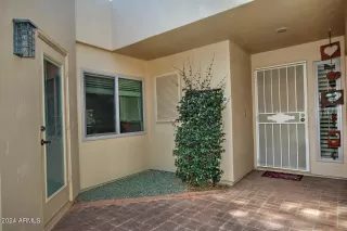 Photo #6: 6716707 Listing 