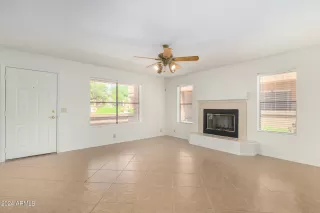 Photo #4: 6716731 Listing