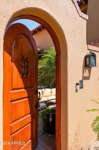 Photo #5: 6716947 Listing 