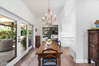 Photo #5: 6716968 Listing 