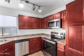 Photo #6: 6717519 Listing 
