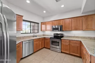 Photo #6: 6717531 Listing