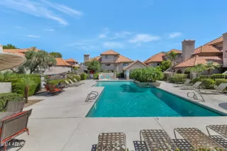 Photo #5: 6717643 Listing 