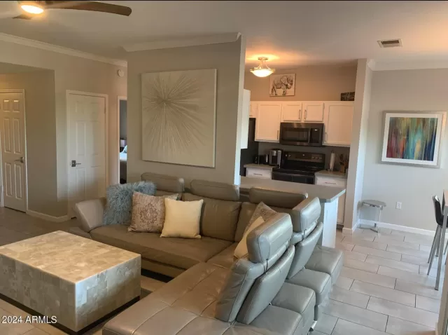 MLS: 6718341 Condo For Sale