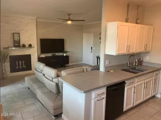 Photo #3: 6718341 Listing