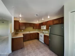 Photo #1: 6718482 Listing