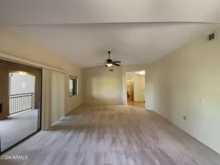 Photo #6: 6718482 Listing