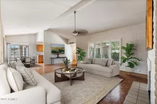 Photo #3: 6718815 Listing 