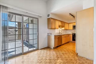 Photo #5: 6718815 Listing 