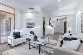 Photo #4: 6719587 Listing 