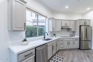 Photo #6: 6719587 Listing 