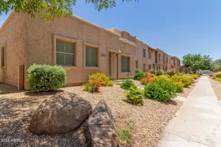 Photo #1: 6719785 Listing 