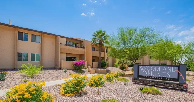 MLS: 6719993 Condo For Sale