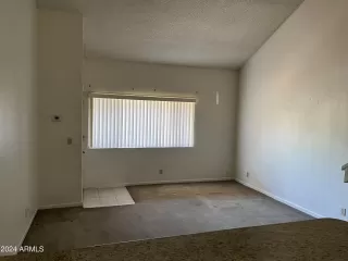 Photo #4: 6719993 Listing