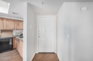 Photo #1: 6720199 Listing