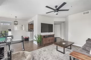 Photo #2: 6720199 Listing