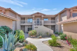 Photo #5: 6720621 Listing