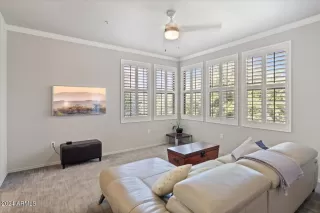 Photo #6: 6720755 Listing