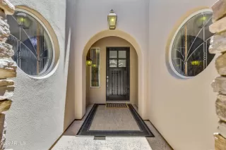 Photo #2: 6720793 Listing