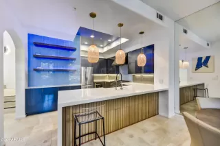 Photo #4: 6720793 Listing