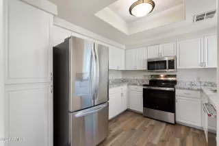 Photo #4: 6721029 Listing