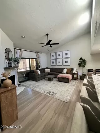 Photo #4: 6721054 Listing