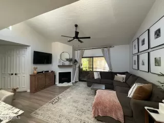 Photo #5: 6721054 Listing