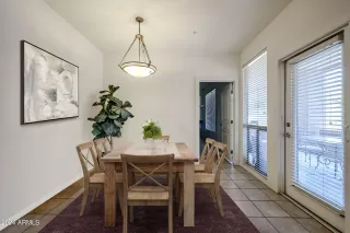 Photo #1: 6721404 Listing