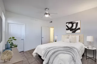 Photo #5: 6721404 Listing