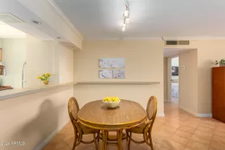 Photo #2: 6721734 Listing 