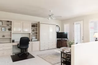 Photo #4: 6721757 Listing