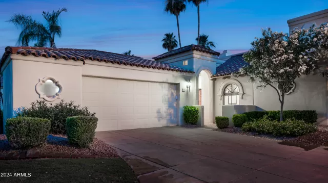 MLS: 6721907 Condo For Sale