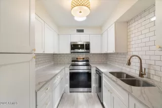 Photo #2: 6721967 Listing 