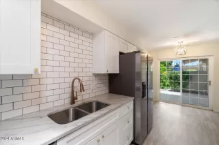 Photo #3: 6721967 Listing 