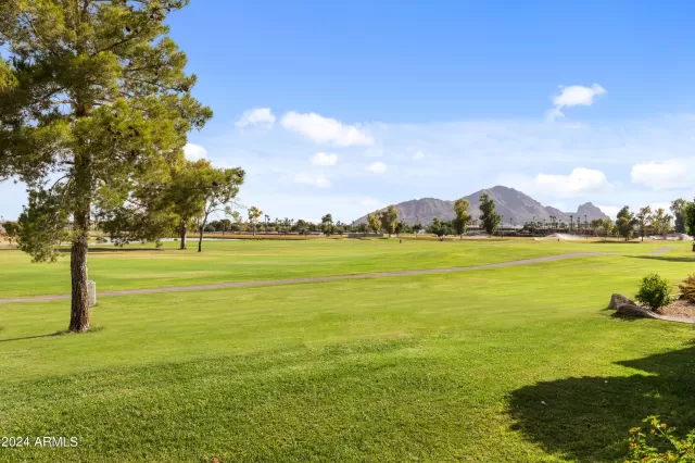 MLS: 6722074 Condo For Sale