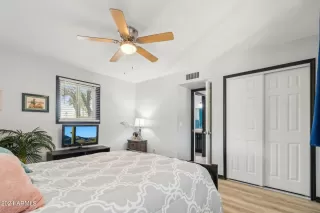 Photo #4: 6722387 Listing