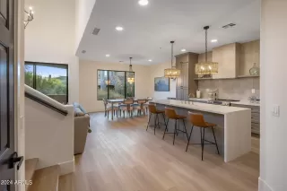 Photo #1: 6722496 Listing