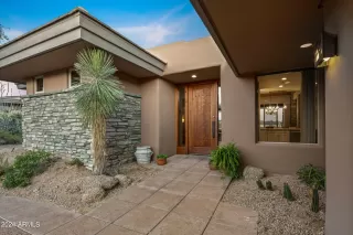 Photo #1: 6722720 Listing