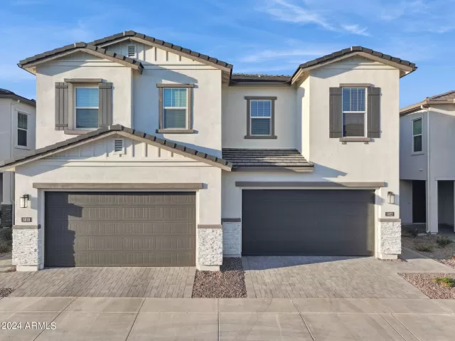 MLS: 6722732 Condo For Sale