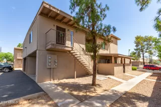 Photo #3: 6722863 Listing