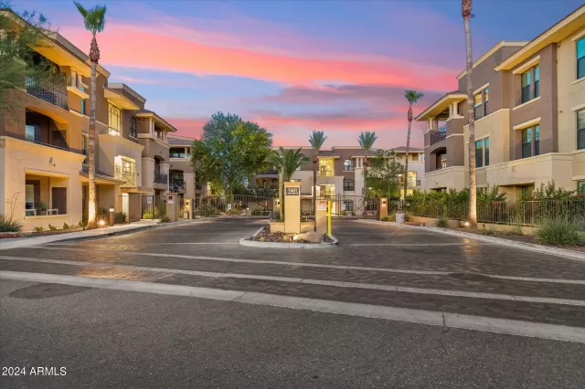 MLS: 6722963 Condo For Sale