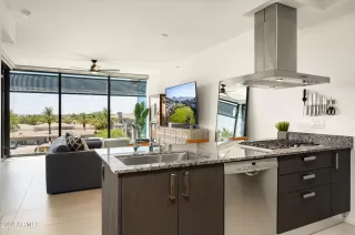 Photo #4: 6722977 Listing 