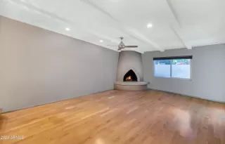 Photo #6: 6722983 Listing 