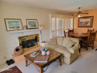 Photo #4: 6723120 Listing