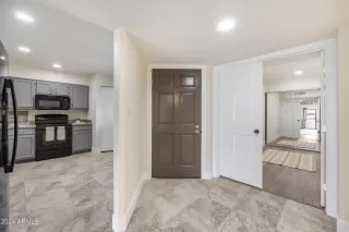 Photo #3: 6723138 Listing