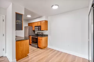 Photo #6: 6723243 Listing
