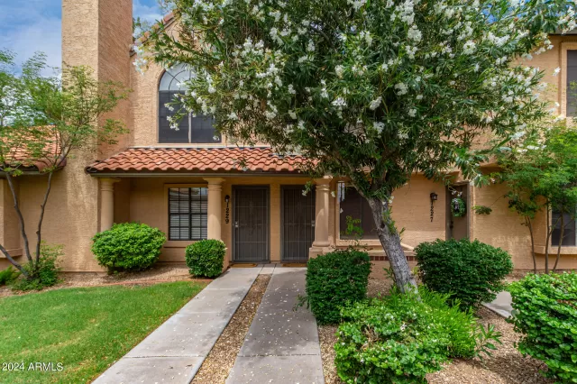 MLS: 6723258 Condo For Sale